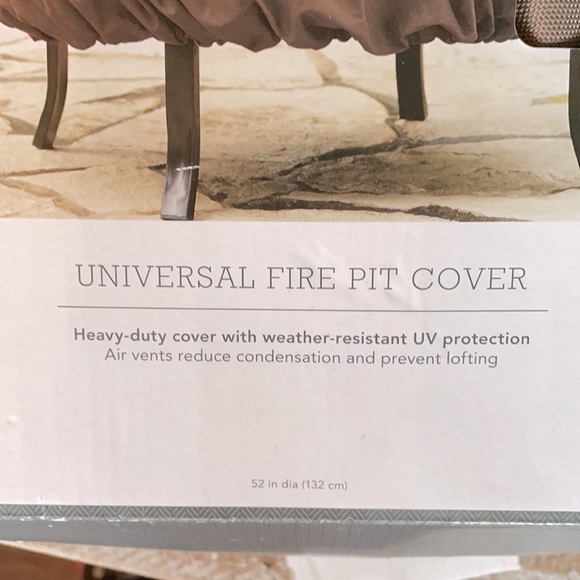 🔥Threshold Round Universal Fire Pit Cover 52”🔥 NWT - Picture 4 of 7